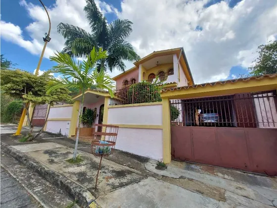 Casa En Venta En Las Chimeneas  Aa -5637121
