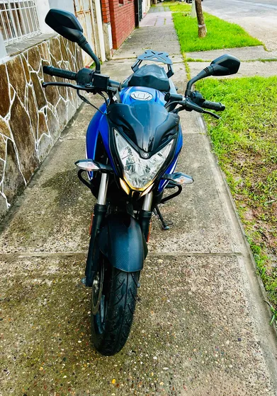 Rouser Ns200- Modelo 2023- Uso Particular.