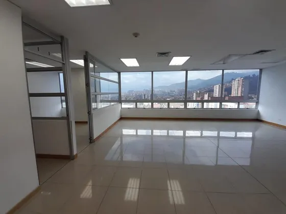 Oficina En Laureles - Torre Ejecutiva Centro Comercial Los Molinos