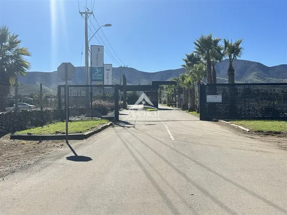 Venta De Parcela En Altovalsol Condominio Vista Bella