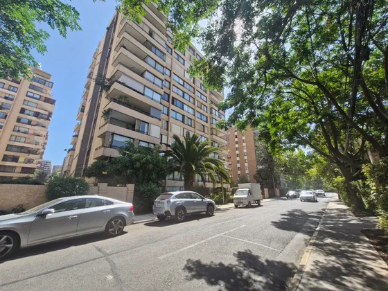 Residencial/ Ubicación  Estratégica /áreas Verdes
