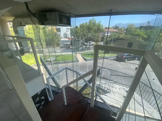 Arrienda Oficina Planta Libre Piso 1 - Las Condes Metro