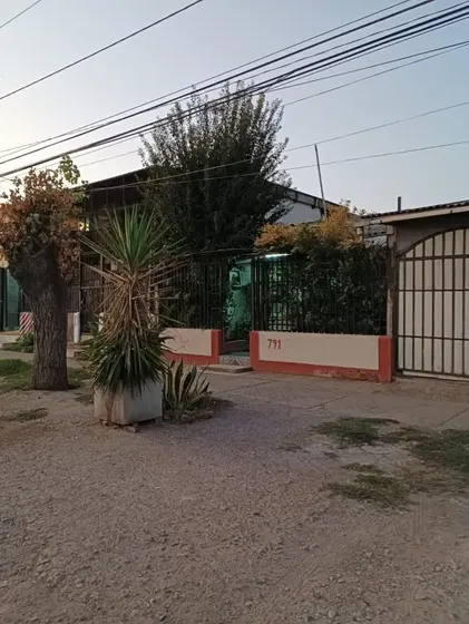 Casa En Avenida Principal