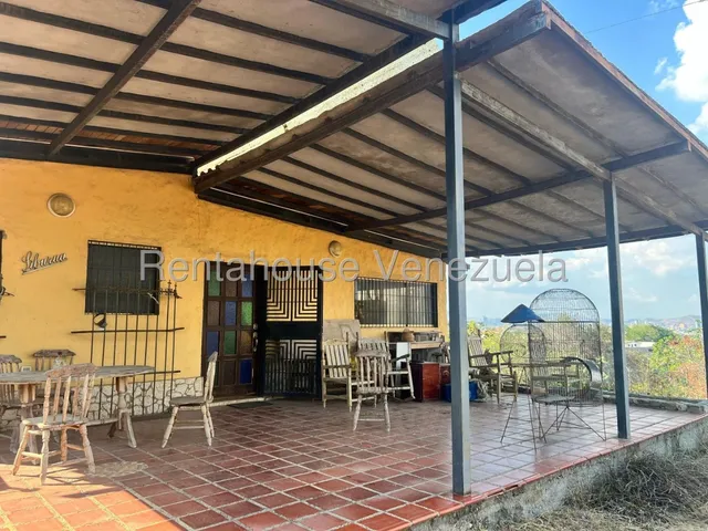Gisselle Lobo Tiene En Venta Espectacular Casa Tipo Granja En El Manzano Barquisimeto Posee 2 Habitaciones 2 Baños Y Todos Los Servicios Basicos 2 5 1 8 7 1 2                                          