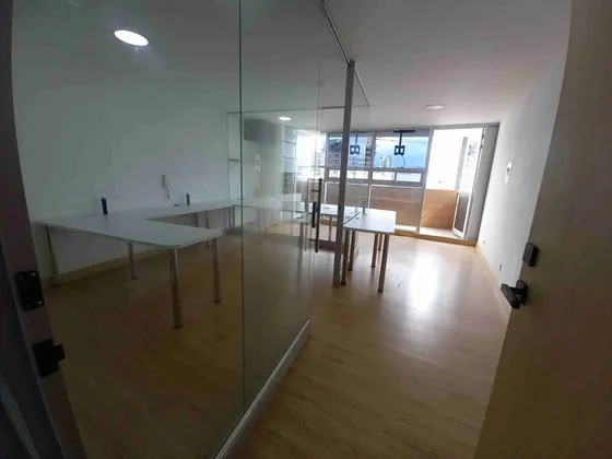 Oficina En Arriendo En Palogrande/manizales  (279059505).