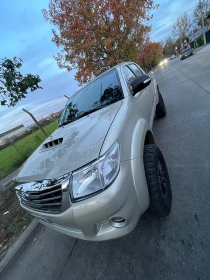 Toyota Hilux Pick-up 3.0 Cd Srv Cuero I 171cv 4x4