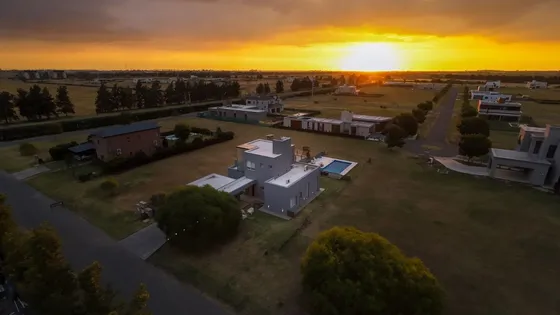 Venta Casa Country Los Pasos Golf De 3 Dormitorios En Suite
