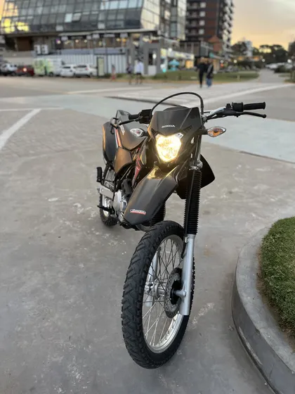 Honda Tornado 250