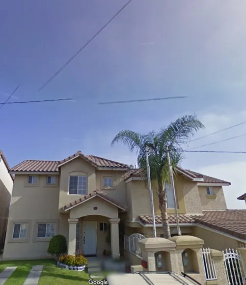 Casa En Remate, En Privada En Zona De Alta Plusvalía Con Gran Ubicación, Col. Colinas De Agua Caliente, Tijuana, Baja California.