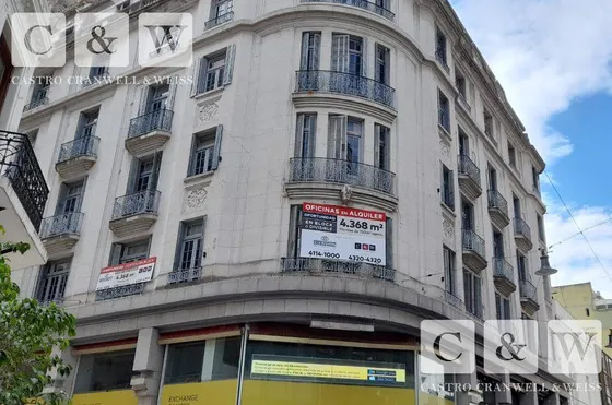 Oficina En Microcentro | Luminosa | Buena Ubicación | Buen Estado