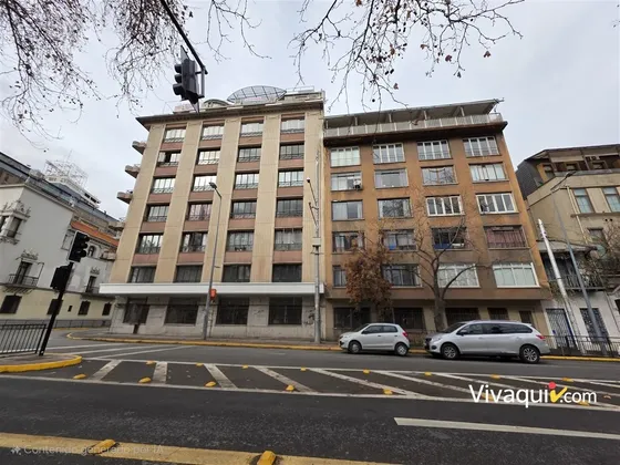 Departamento En Venta Triplex En Barrio Lastarria