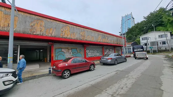 Arriendo Amplio Local Comercial (72142)
