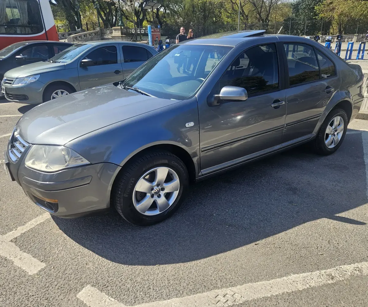 Volkswagen Bora 1.9 Tdi Trendline I 100Cv