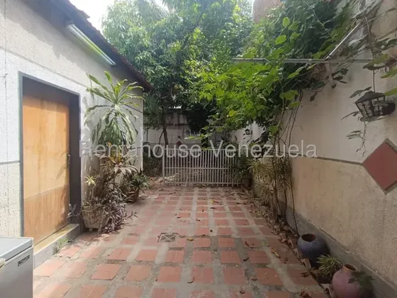 Casa En Venta En La Soledad Maracay Aragua 26-18774 Ig
