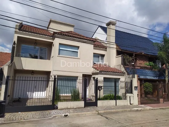 Casa  En Venta, Morón, G.b.a. Zona Oeste