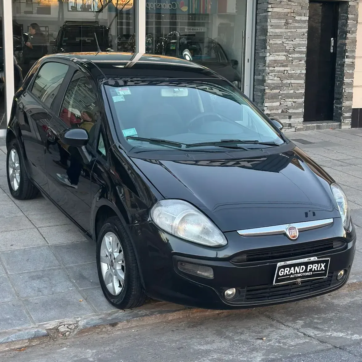 Fiat Punto 1.4 Attractive C/radio Integrada