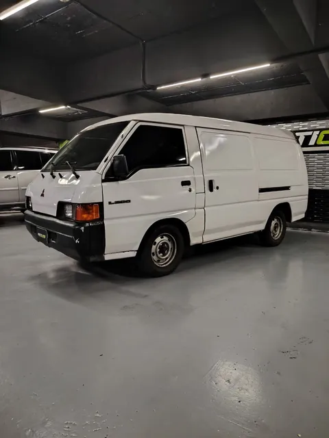 Mitsubishi L300 4cil