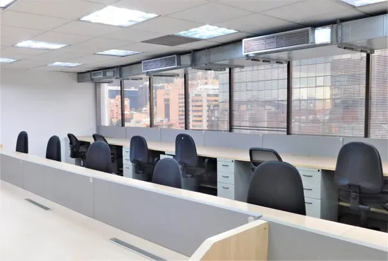 Oficina En Arriendo En Quinta Camacho. Cod A1051074