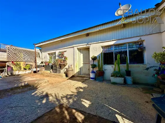 Casa En Venta De 3 Dorm. En Villa Alemana
