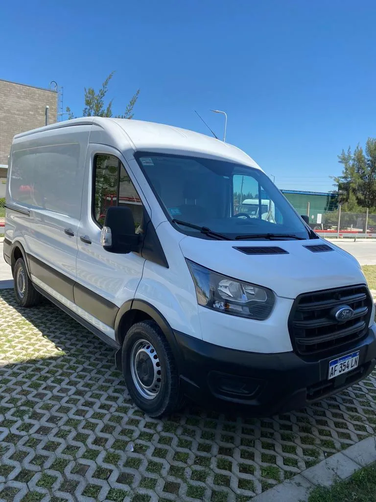 Ford Transit 2.2 Furgon Mediano Aa 350M569003680864686084