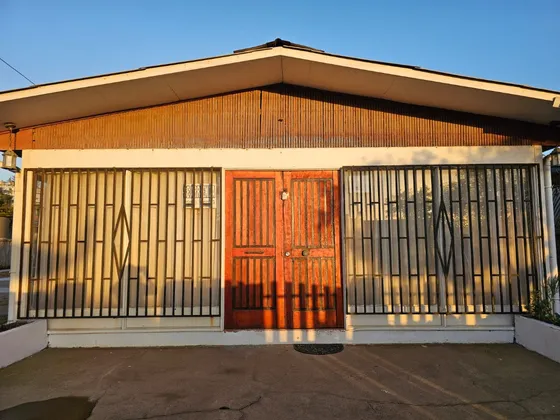 Amplia Casa Ubicada En Laguna De Zapallar, Comuna Zapallar
