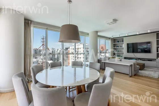 Departamento - 4 Ambientes - Con Balcón Y Cochera - Torre Deco-  Recoleta - Alquiler