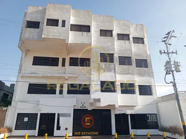 La-332 Local Comercial Edificio Los Gabrieles Santa Fé Punto Fijo Estado Falcón