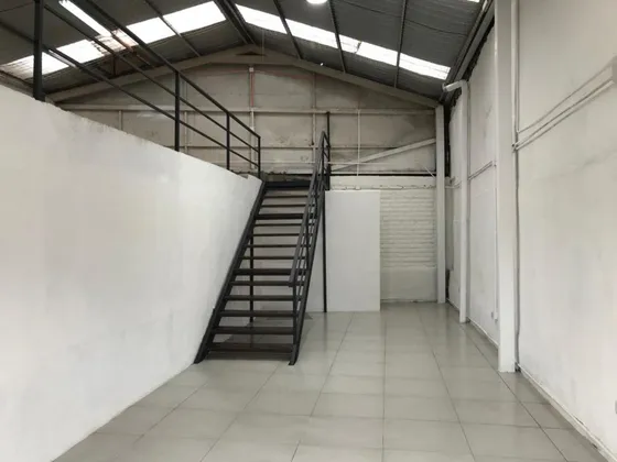 Arriendo Amplio Local Comercial Barrancas, San Antonio