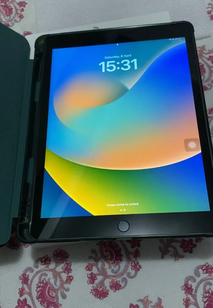 Apple iPad Wifi 9th Geração Cinza Espacial A2602 64GB 10.2