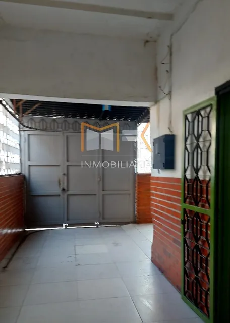 En Venta Casa Comercial En Catia Caracas Calle Comercial 