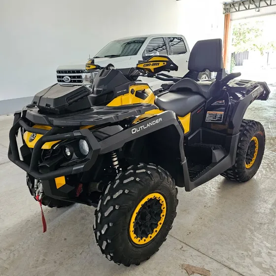 Cuatriciclo Can-am Outlander 1000 Max Xt-p -estado Impecable