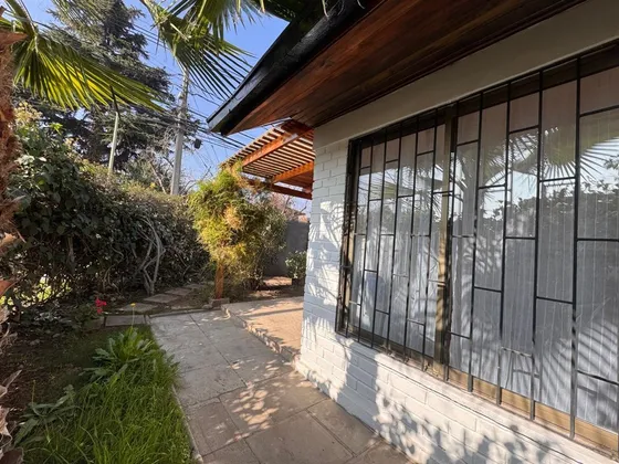 Casa En Arriendo De 3 Dorm. En Las Condes