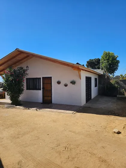 Hermosa Casa En Sector Residencial