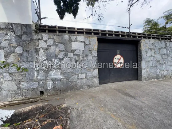 Local/deposito En Alquiler, Urb. Chuao