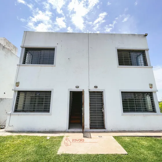 Duplex En Venta/alquiler En Villa Allende - 2 Dormitorios - Cochera, Asador Y Pileta - Seguridad
