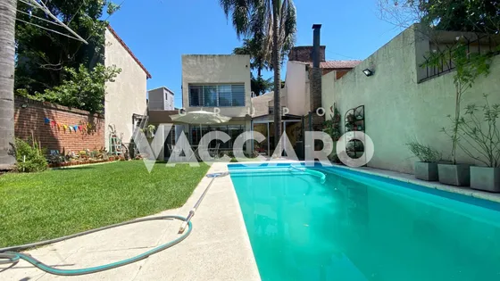 Casa En Venta, 5 Ambientes, Castelar 