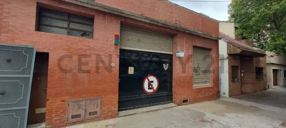 Venta Galpón Deposito 240 Mts Morón