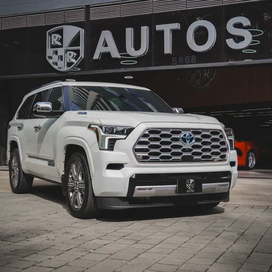 Toyota Sequoia 3.5 4wd Capstone 4x4