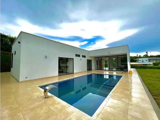 Se Vende Casa Campestre En Cerritos Pereira