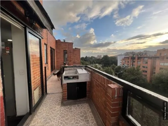Apartamento Pent-house En Venta, Colina Campestre