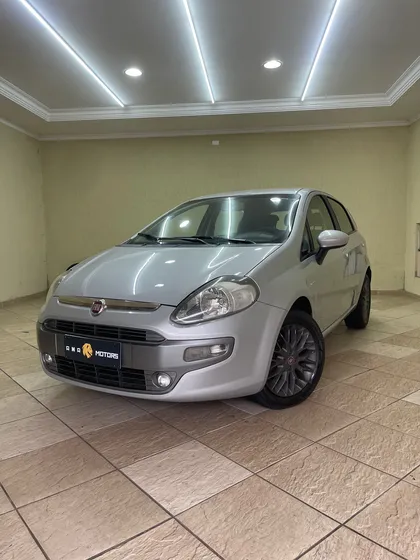 Fiat Punto 1.6 16v Essence Flex 5p