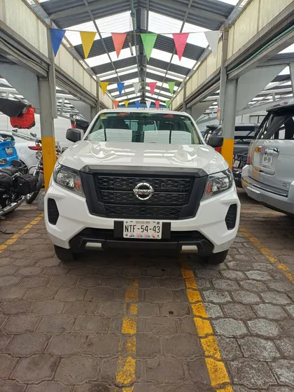 Nissan Frontier Se
