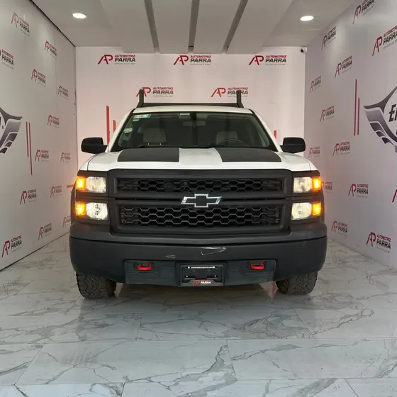 Chevrolet Silverado 2500 Cab-regular 4x2
