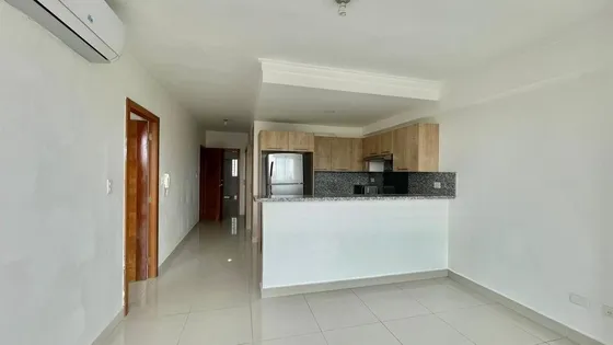Apartamento En Alquiler Con Linea Blanca En Gazcue Dn