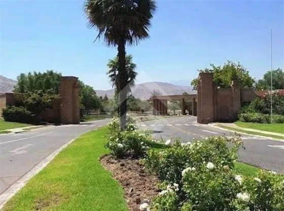 Sitio En Venta Condominio Chicureo-piedra Roja 
