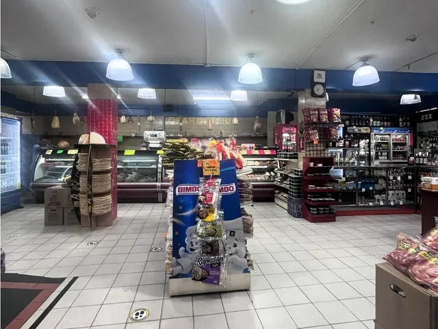 Alquiler Edificio Y Fondo De Comercio En Baruta  Ig