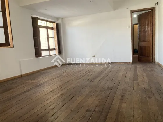 Departamento En Venta De 1 Dorm. 1 Baño En Providencia