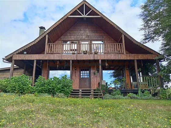Gran Casa En Venta De 4 Dorm. En Llanquihue