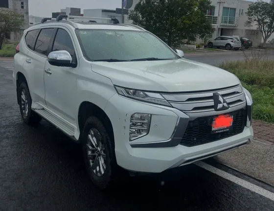 Mitsubishi Montero Sport 3.0 Advance 4x4
