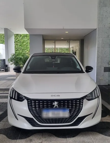 Peugeot 208 1.6 Feline Tiptronic